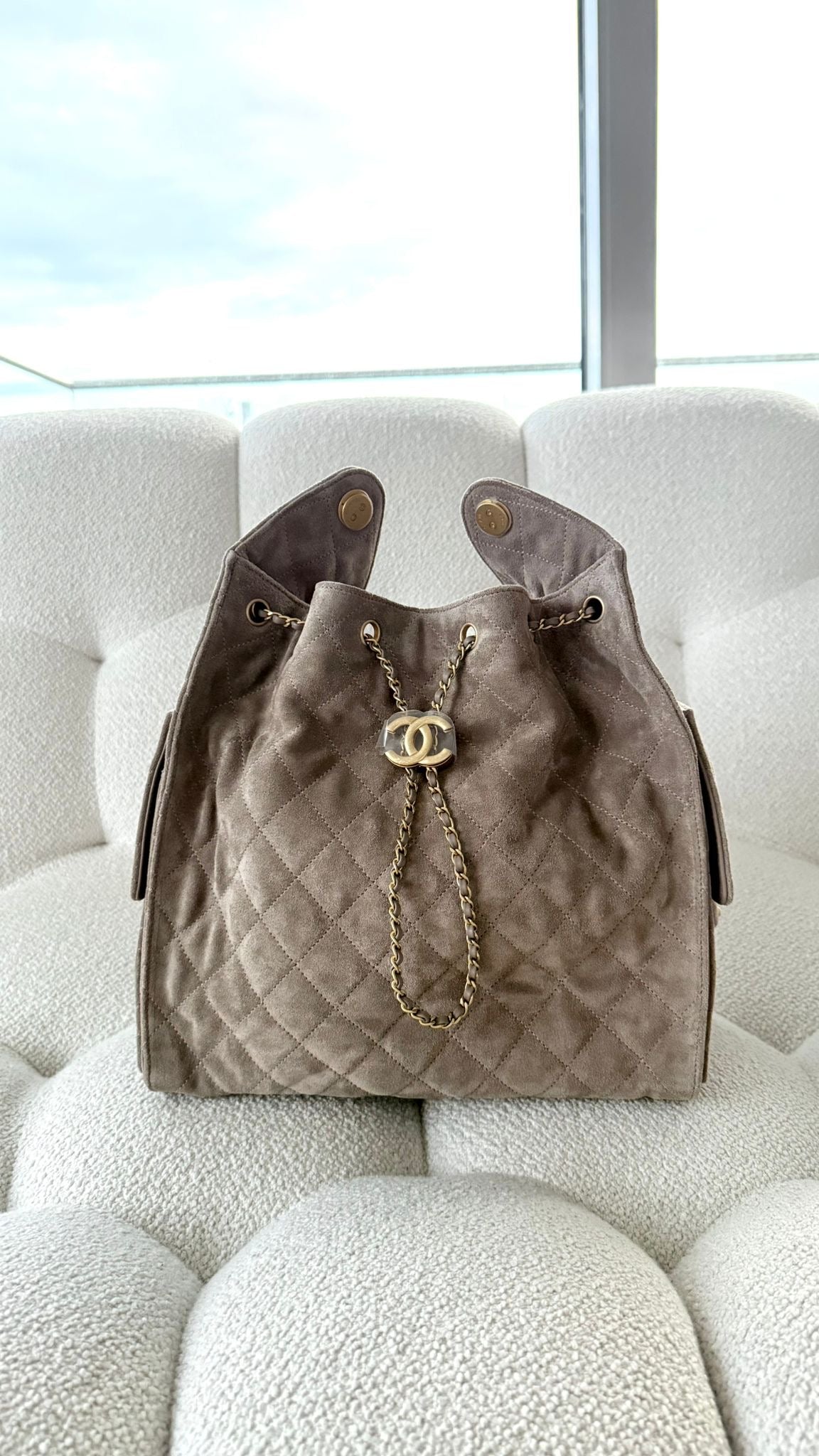 Chanel 25 Medium Hobo Handbag Suede Goatskin Grey GHW