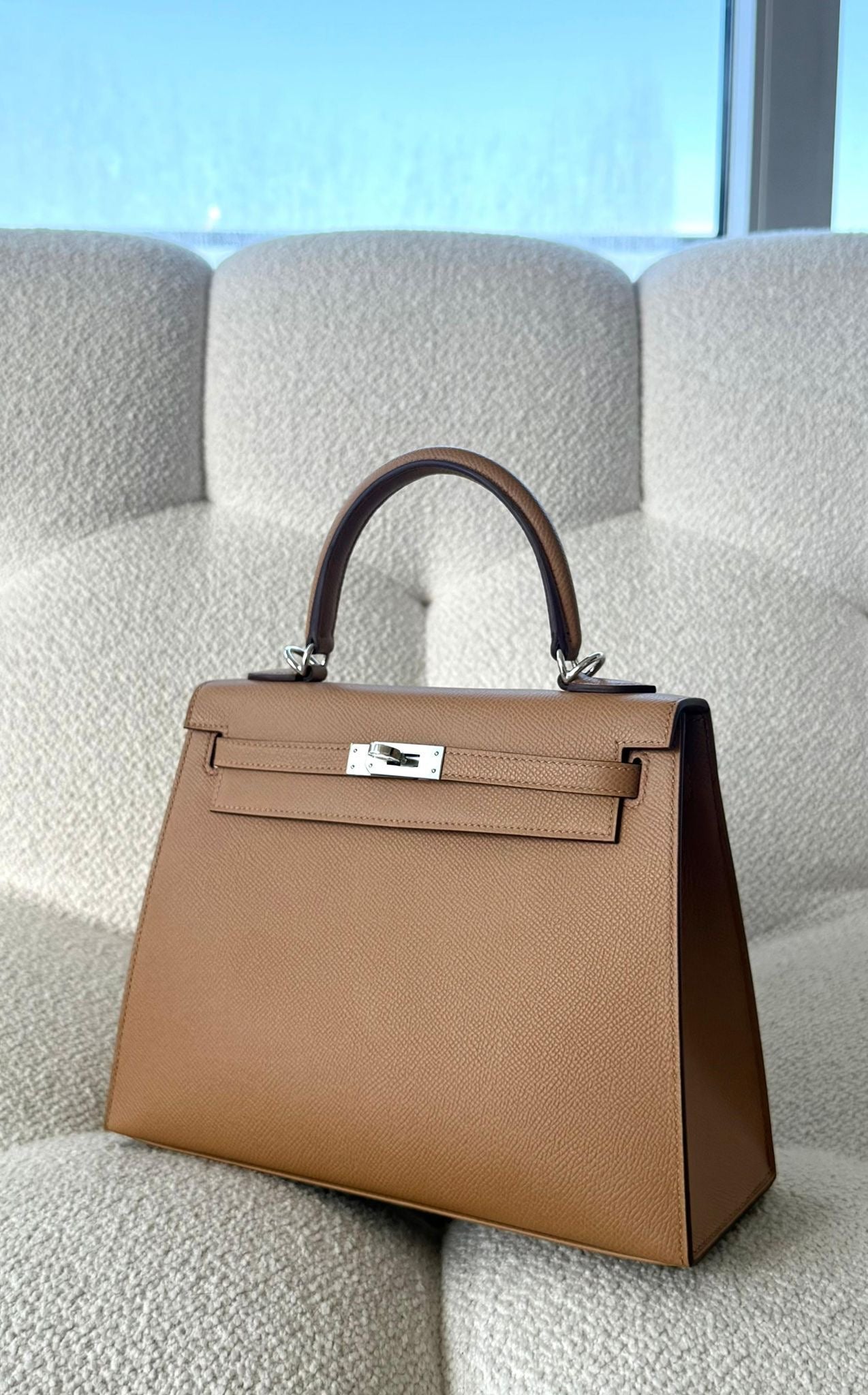 Hermès Kelly 25 Sellier Epsom Biscuit PHW K