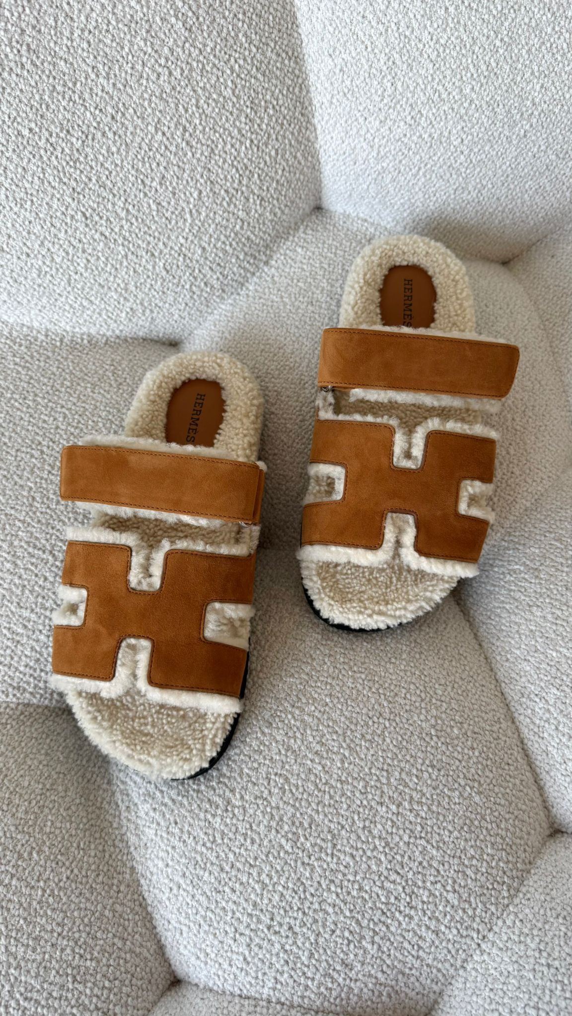 Hermès Chypre Sandals Suede Goatskin & Shearling Naturel & Ecru 38.5