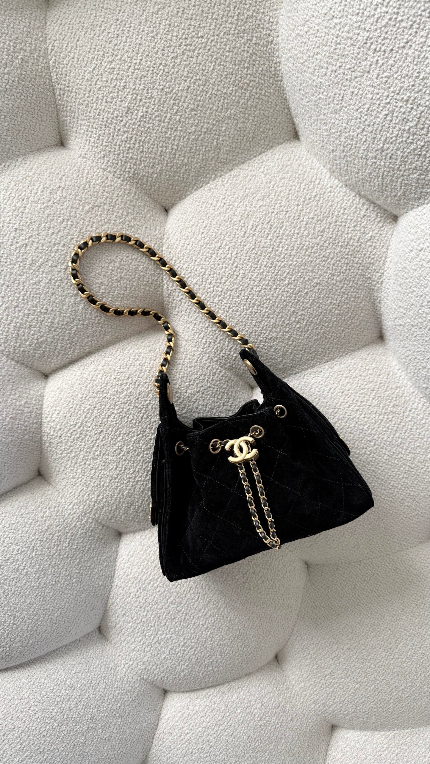 Chanel 25 Mini Hobo Suede Black