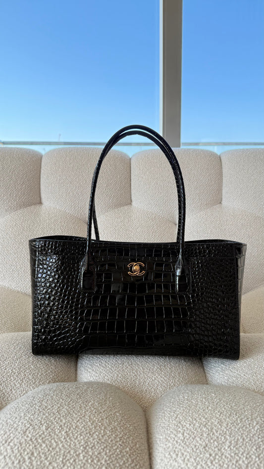 Chanel Spring Summer 2026 Small Tote Crocodile Embossed Calfskin & Gold-Tone Metal Black