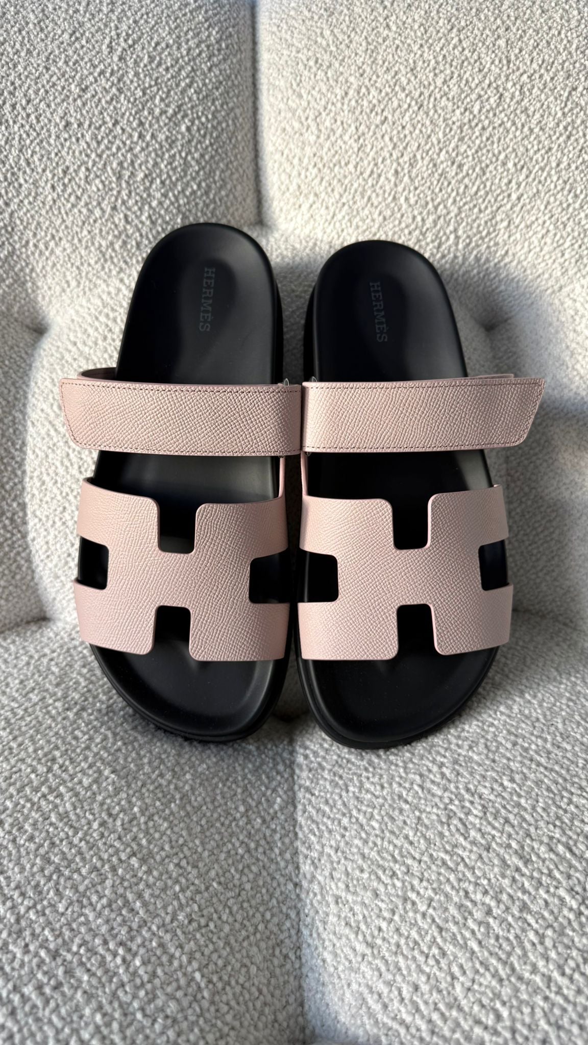 Hermès Chypre Sandals Epsom Rose Porcelain