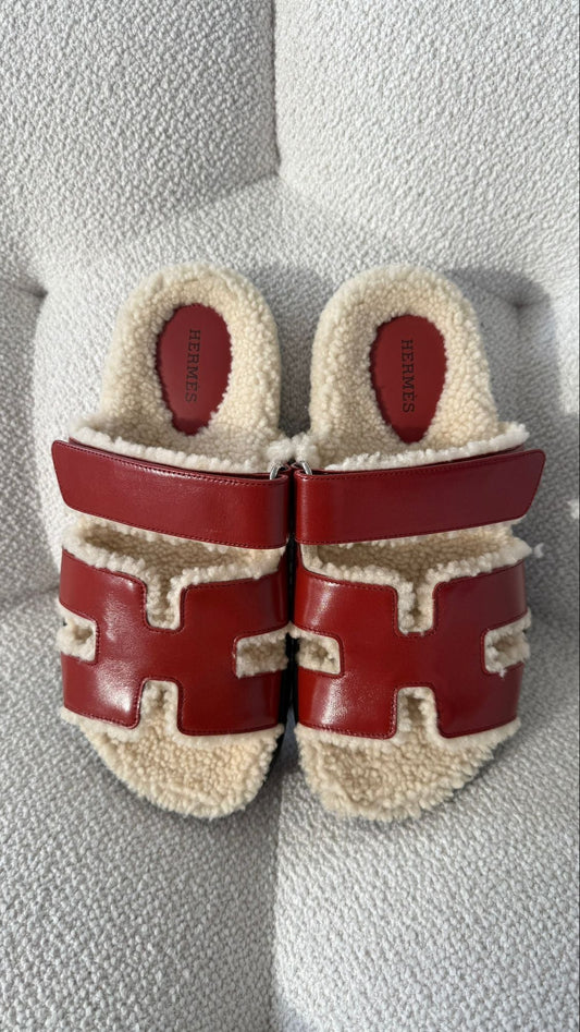 Hermès Chypre Sandals Glazed Nappa & Shearling Rouge Sanguine & Ecru