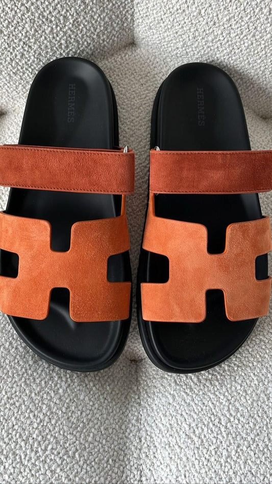 Hermès Chypre Sandals Suede Rose Bois de Santal & Rouge de Turin