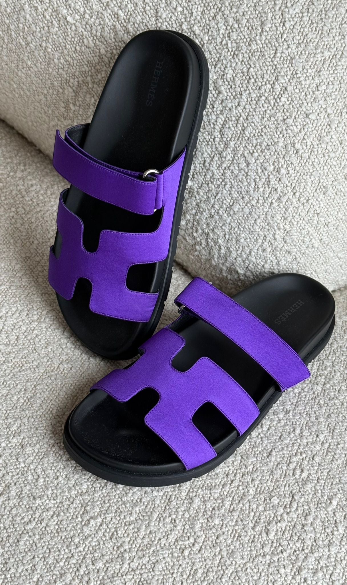 Hermès Chypre Sandals Satin Violet Majorette